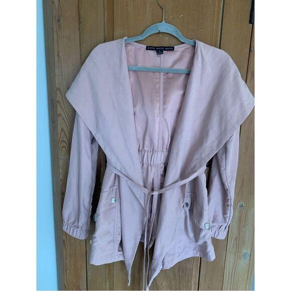 HYFVE blush hooded lightweight drawstring jacket - Picture 1 of 10
